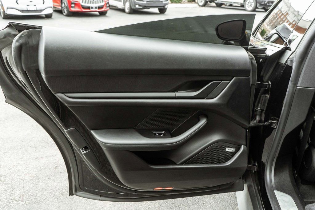 Used 2021 Porsche Taycan 4S image 33