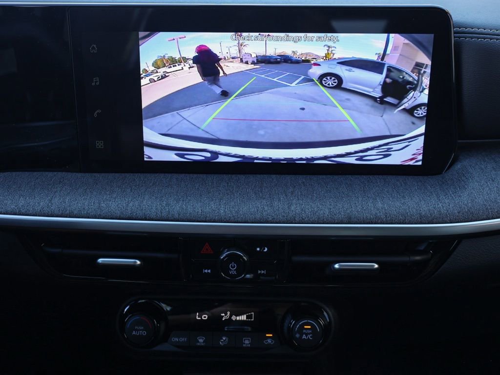 Used 2026 Nissan Kicks SV w/ Charging Package image 30