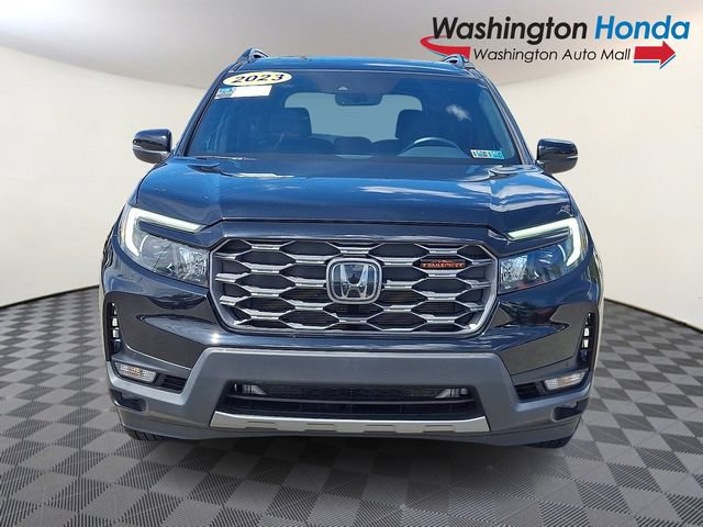 Certified 2023 Honda Passport TrailSport image 2