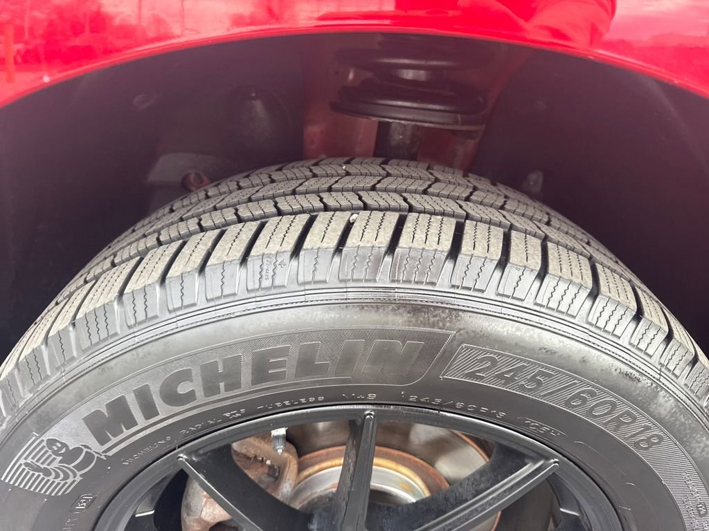 Used 2010 Ford Edge SEL image 26