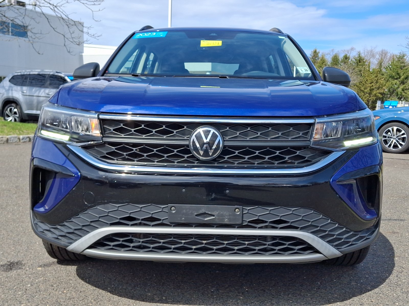 Used 2023 Volkswagen Taos S w/ Driver Assistance Package AWD/4WD image 2