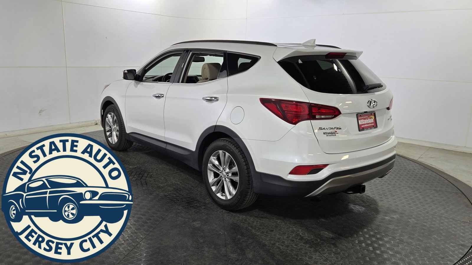 Used 2017 Hyundai Santa Fe Sport 2.0T image 5