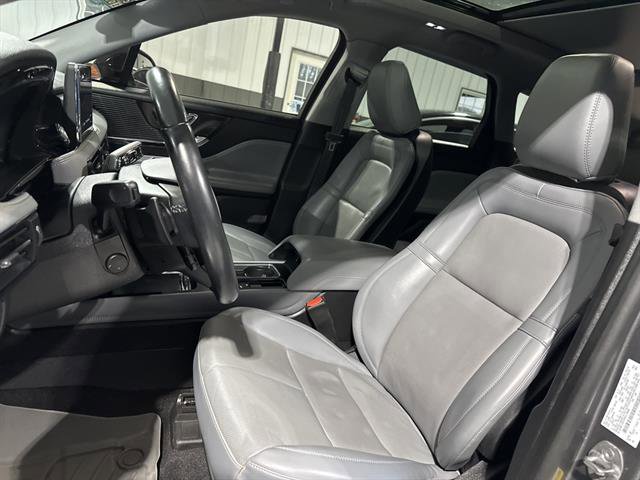 Used 2022 Lincoln Corsair Reserve w/ Sport Package image 17