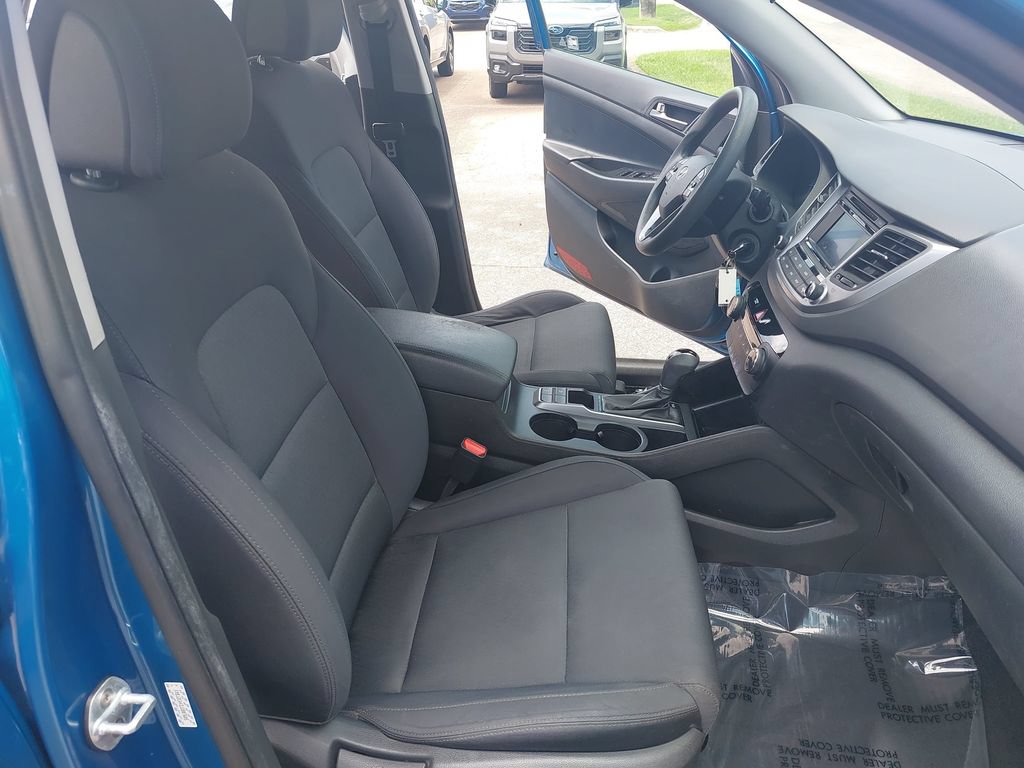 Used 2018 Hyundai Tucson SE AWD/4WD image 10