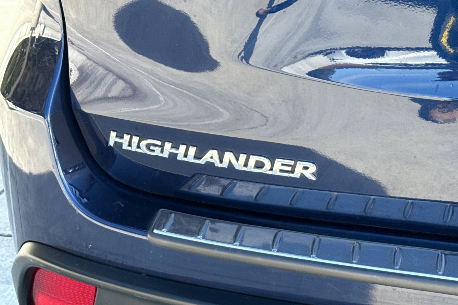 Used 2015 Toyota Highlander Plus FWD image 21