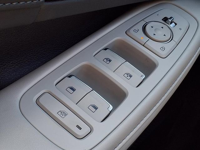 New 2025 Hyundai Sonata Limited image 25