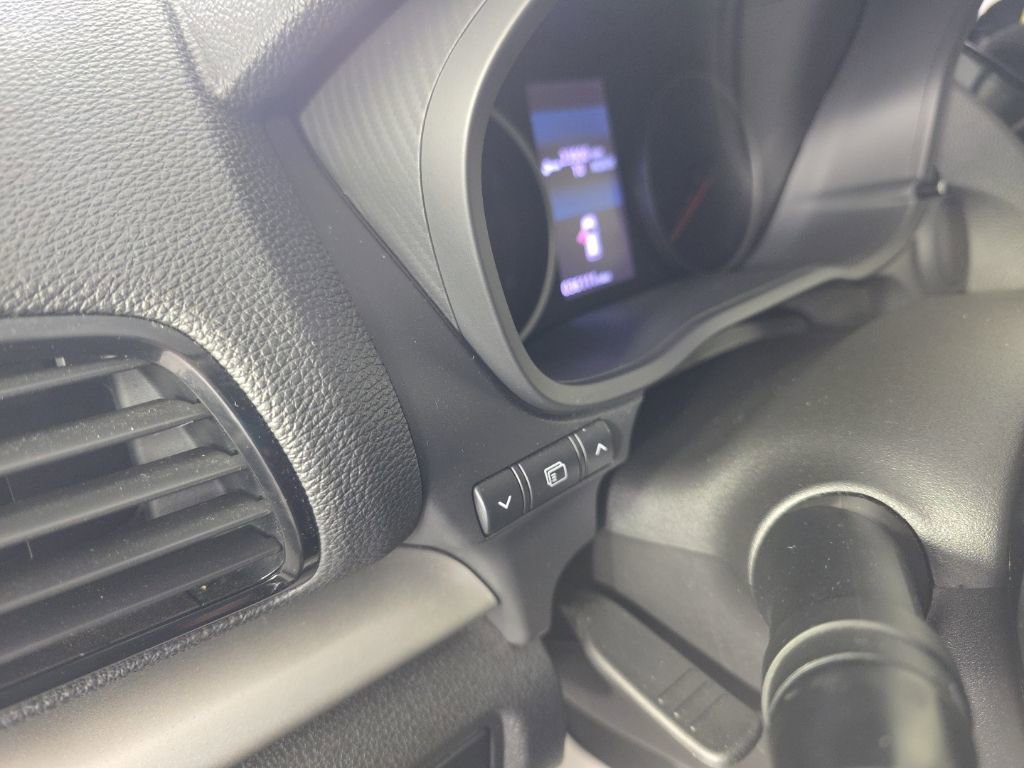 Used 2022 Mitsubishi Eclipse Cross ES image 15