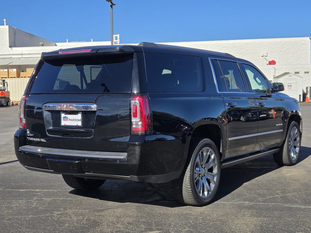 Used 2017 GMC Yukon XL Denali w/ Open Road Package AWD/4WD image 4