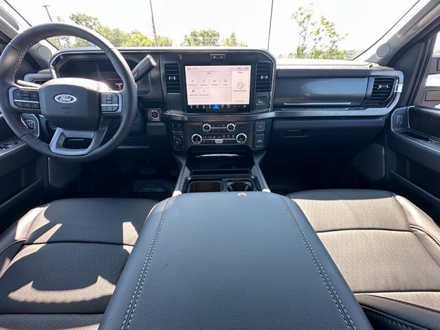 New 2026 Ford F250 Lariat w/ Black Appearance Package AWD/4WD image 24