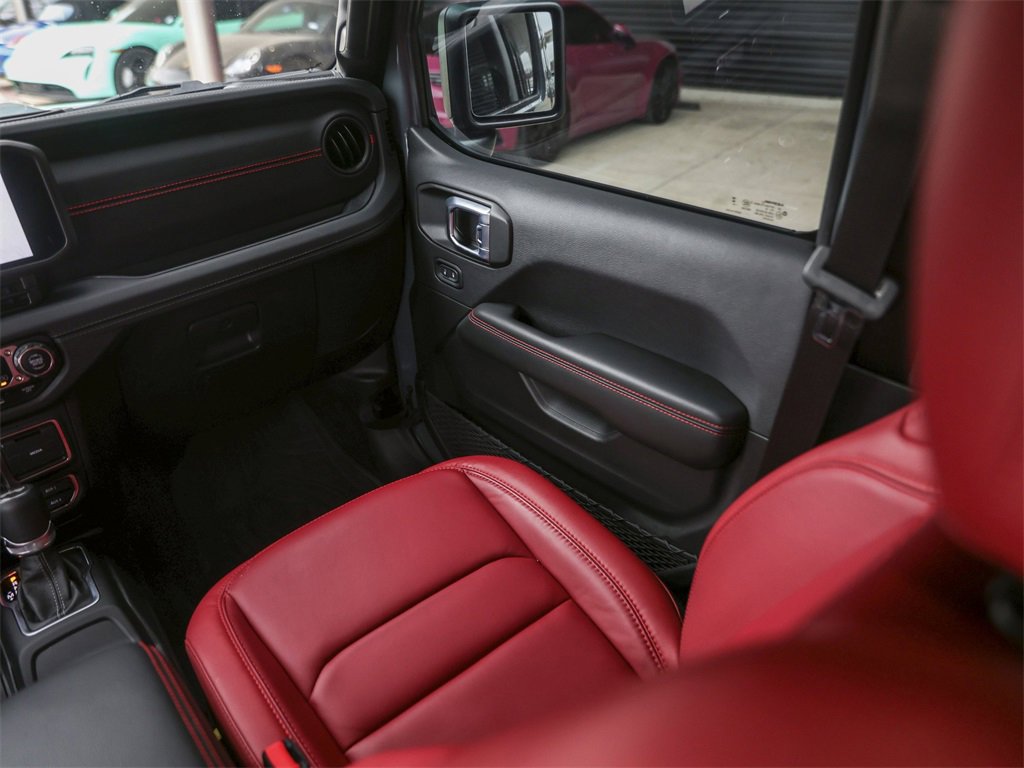 Used 2024 Jeep Wrangler Unlimited Rubicon 392 image 34