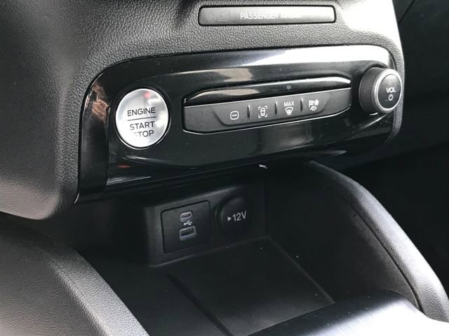 Used 2023 Ford Escape SE image 31