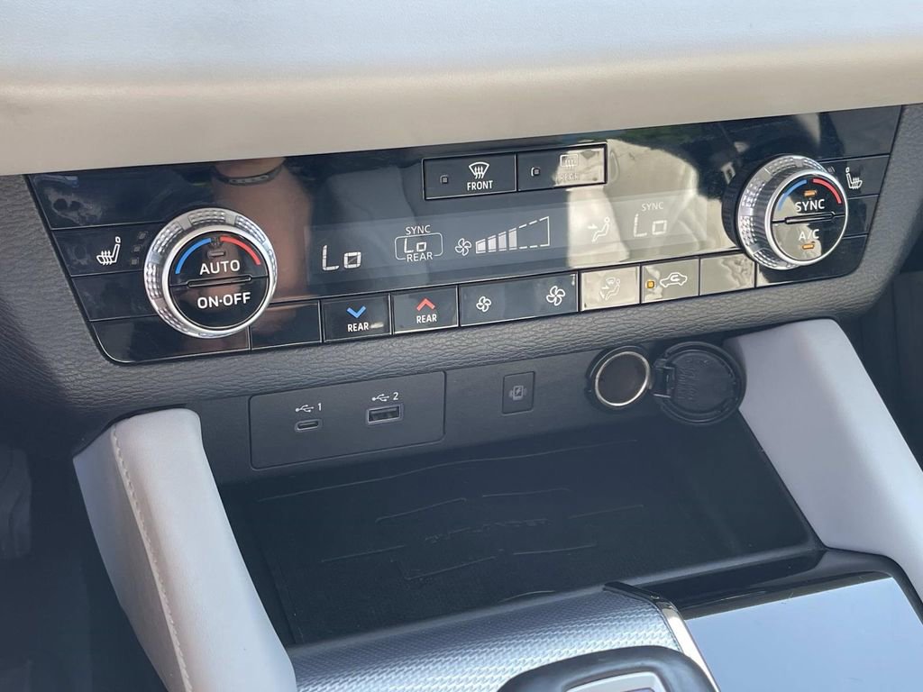 Used 2023 Mitsubishi Outlander SEL image 34