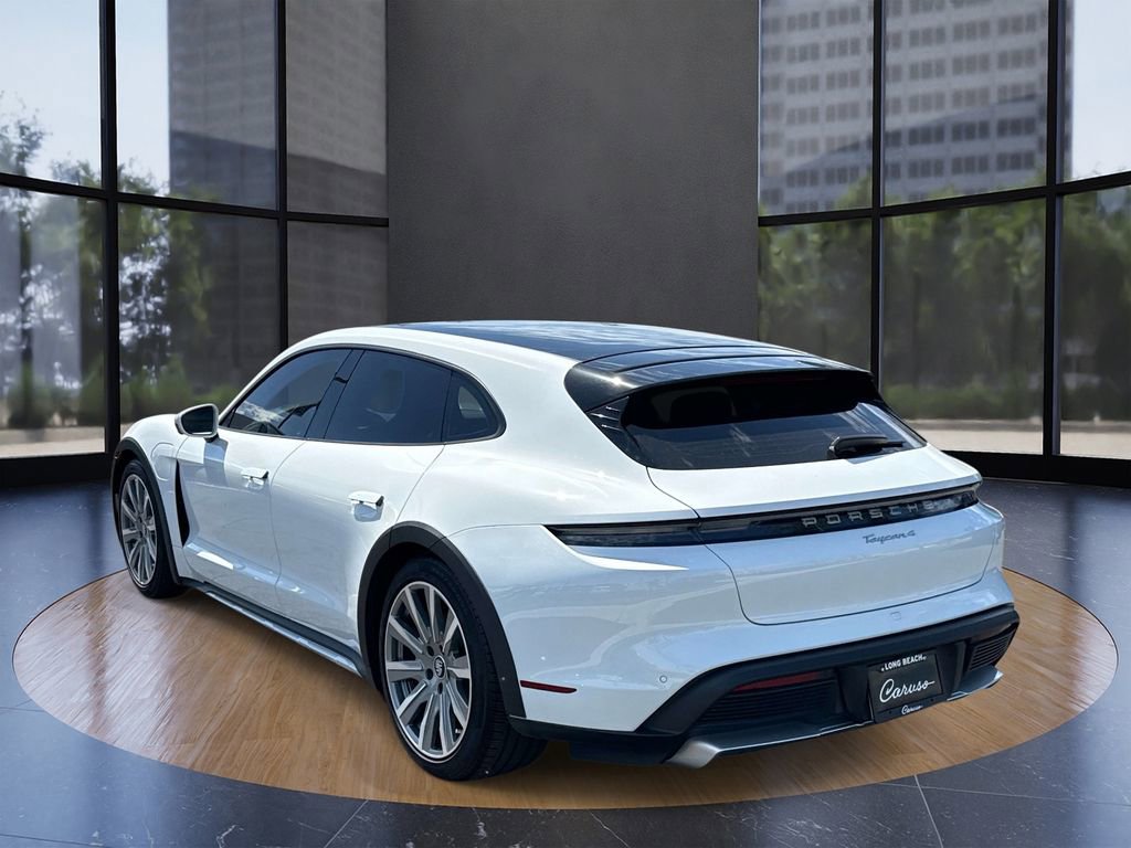 Used 2022 Porsche Taycan 4 Cross Turismo AWD/4WD image 4