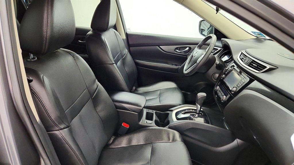 Used 2016 Nissan Rogue SL w/ SL Premium Package AWD/4WD image 24