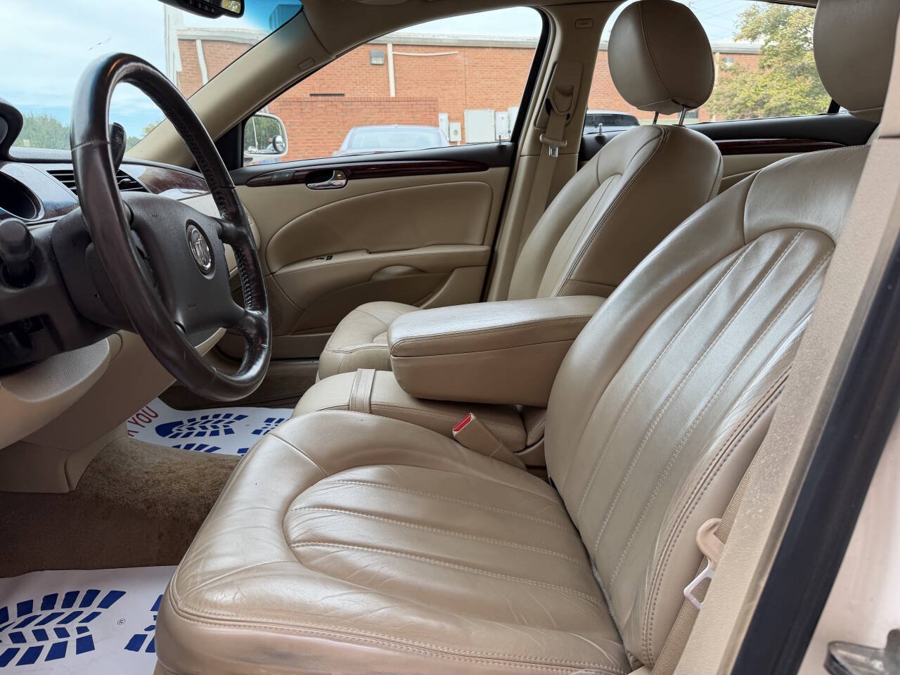 Used 2009 Buick Lucerne CXL FWD image 10