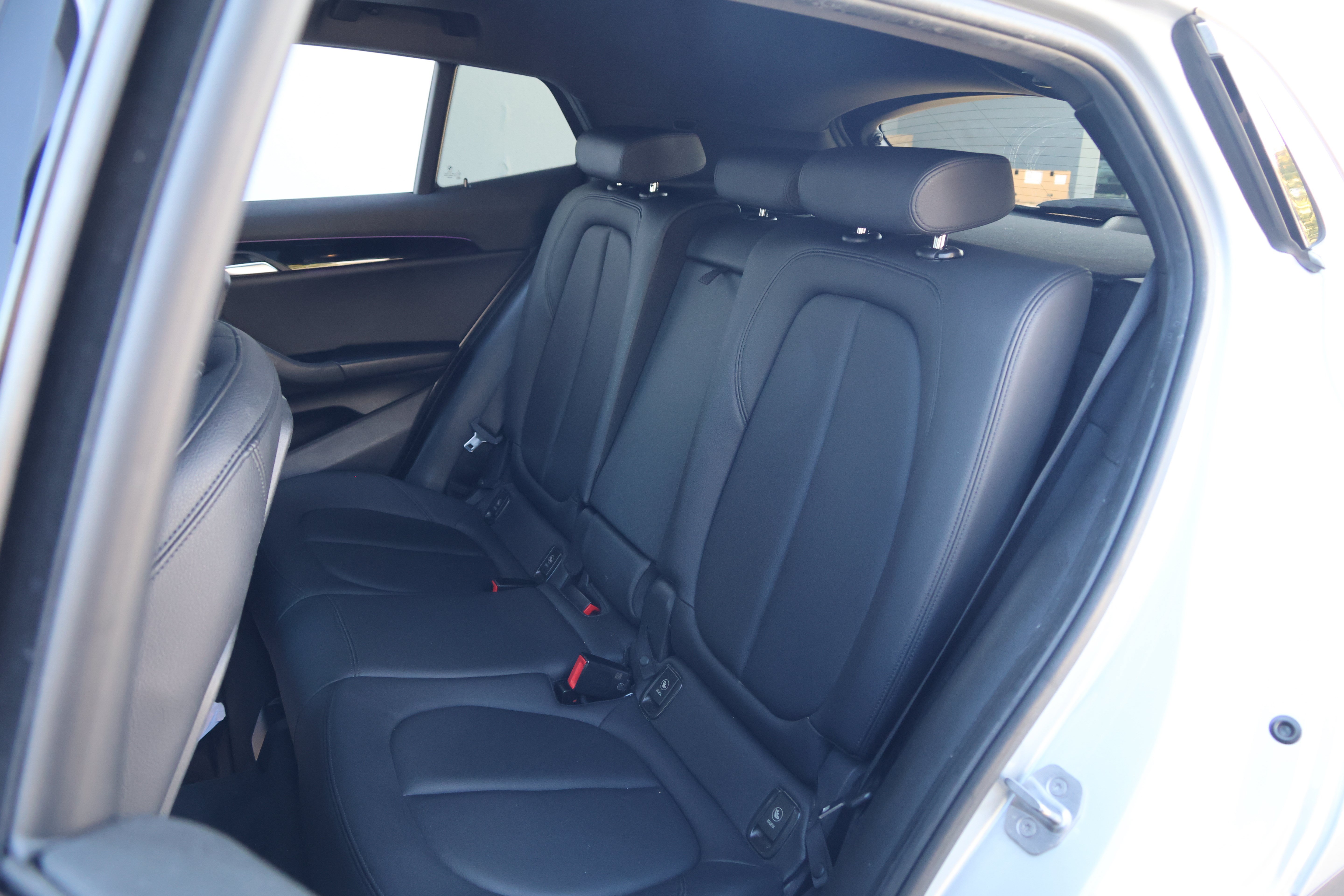 Used 2018 BMW X2 sDrive28i w/ Convenience Package FWD image 34