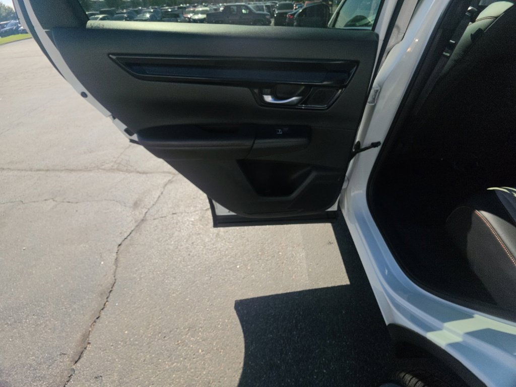 Certified 2025 Honda CR-V Sport Touring image 27
