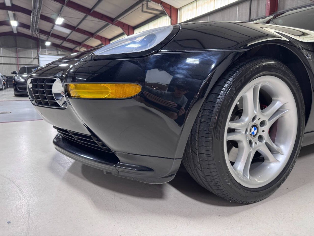 Used 2002 BMW Z8 RWD image 26