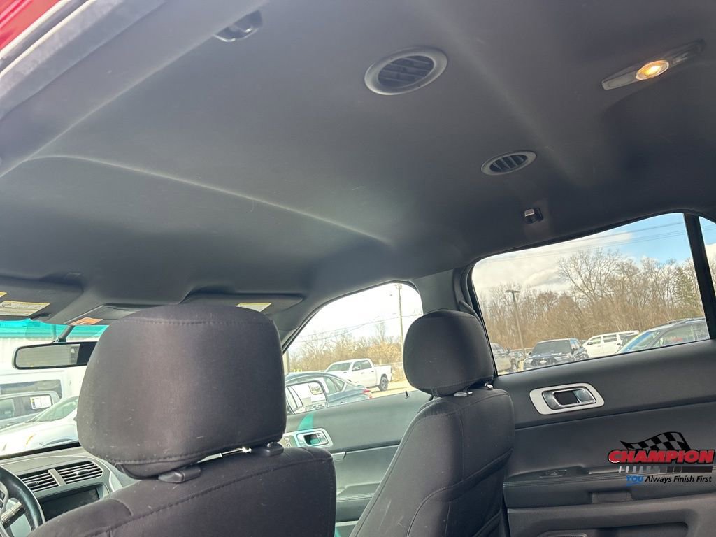Used 2013 Ford Explorer XLT image 13