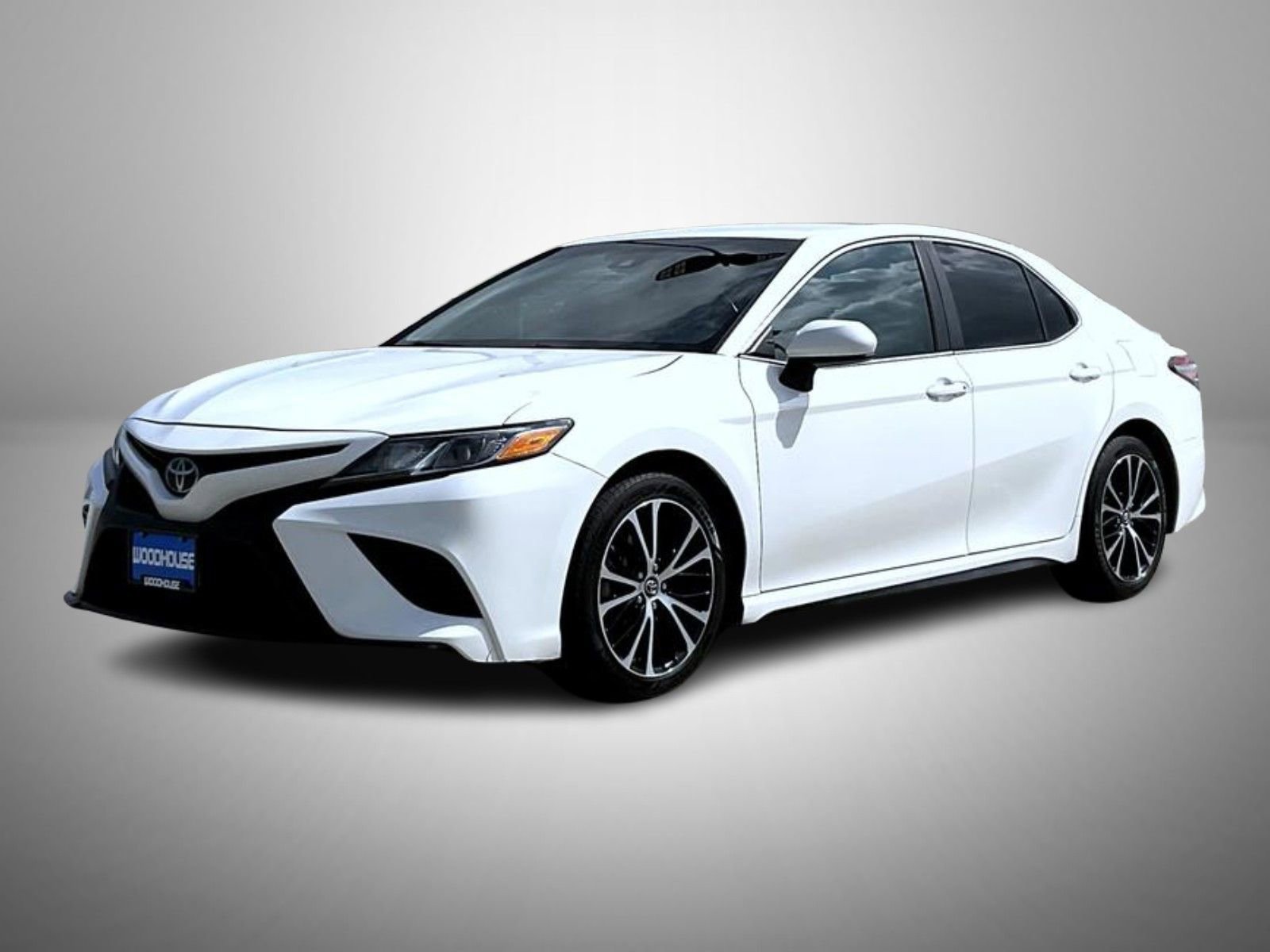 Used 2018 Toyota Camry SE