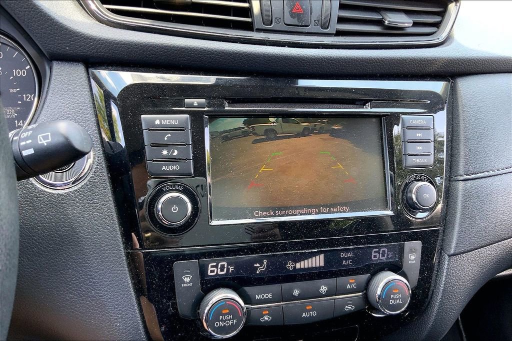 Used 2019 Nissan Rogue SV FWD image 11