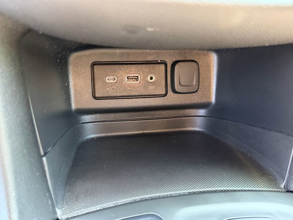 Used 2023 Chevrolet Equinox RS AWD/4WD image 27