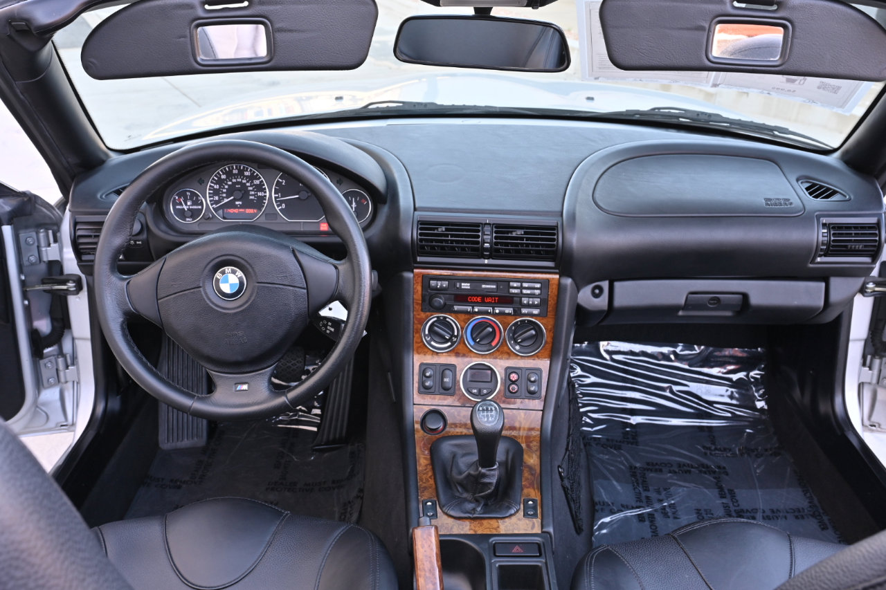 Used 2000 BMW Z3 2.5i image 15