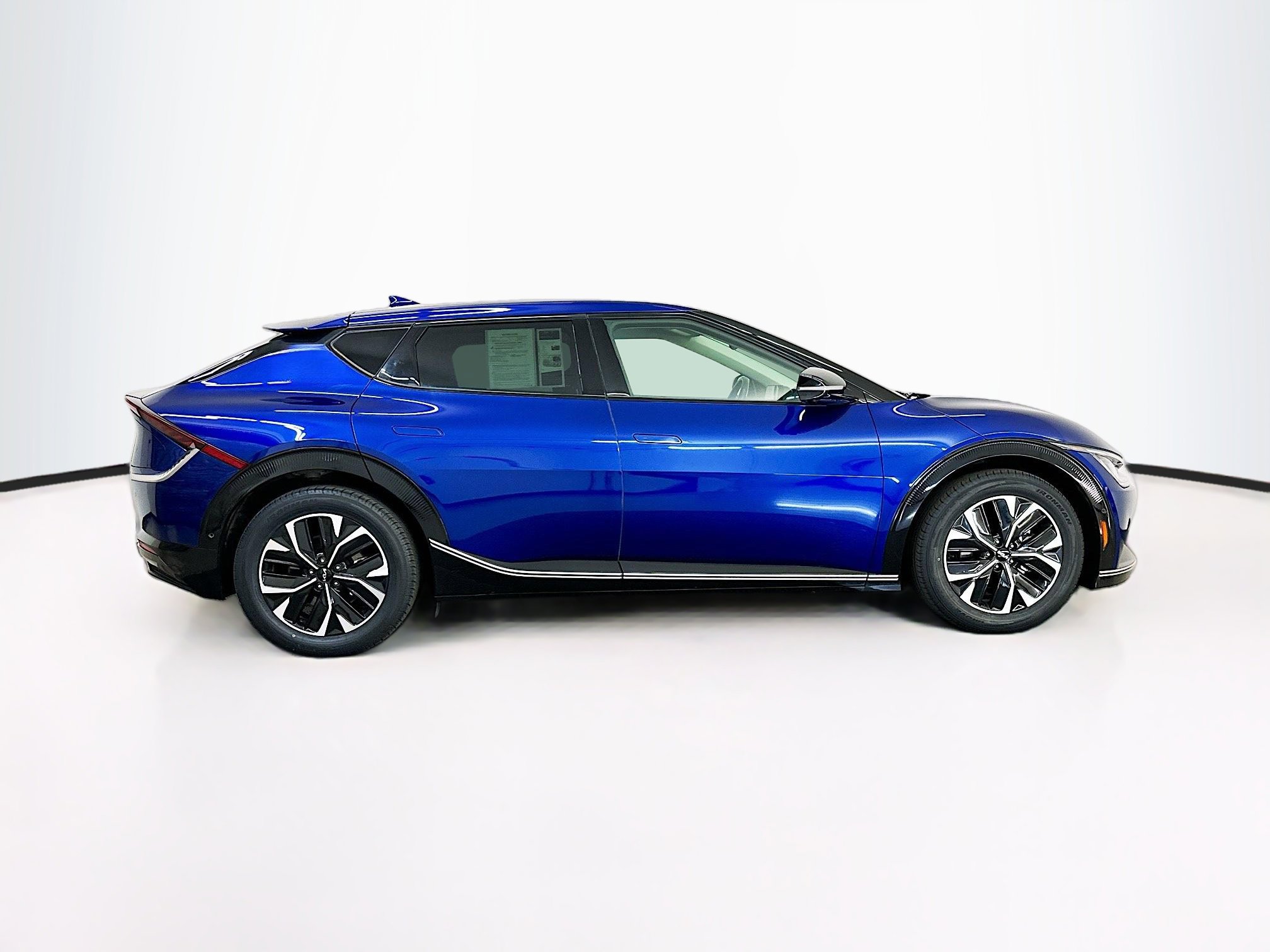 Used 2024 Kia EV6 Wind w/ Wind Technology Package AWD/4WD image 10