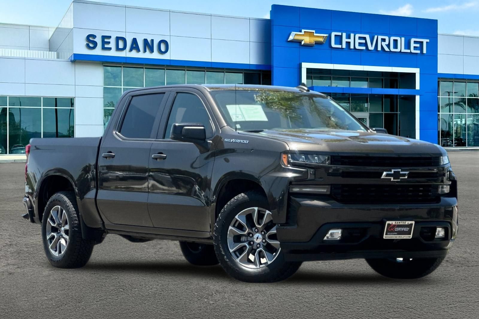 Used 2021 Chevrolet Silverado 1500 RST w/ Convenience Package II RWD image 2