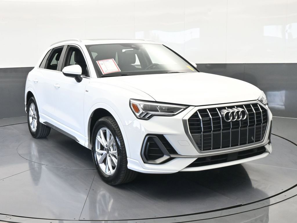 Used 2025 Audi Q3 2.0T Premium image 9