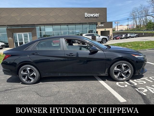 Used 2023 Hyundai Elantra SEL w/ Convenience Package FWD image 7
