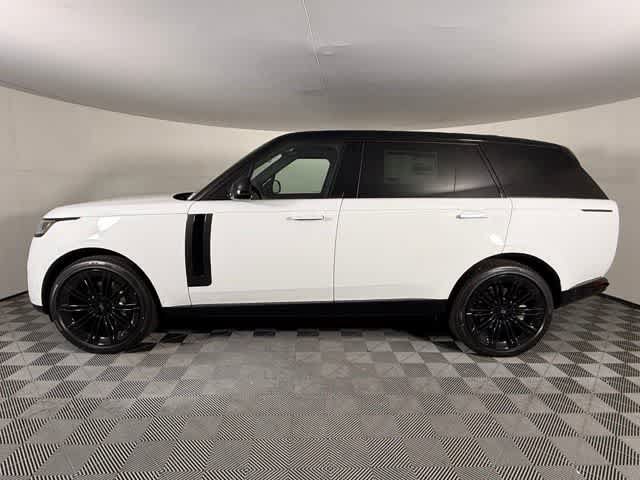 New 2027 Land Rover Range Rover Long Wheelbase SE AWD/4WD image 3