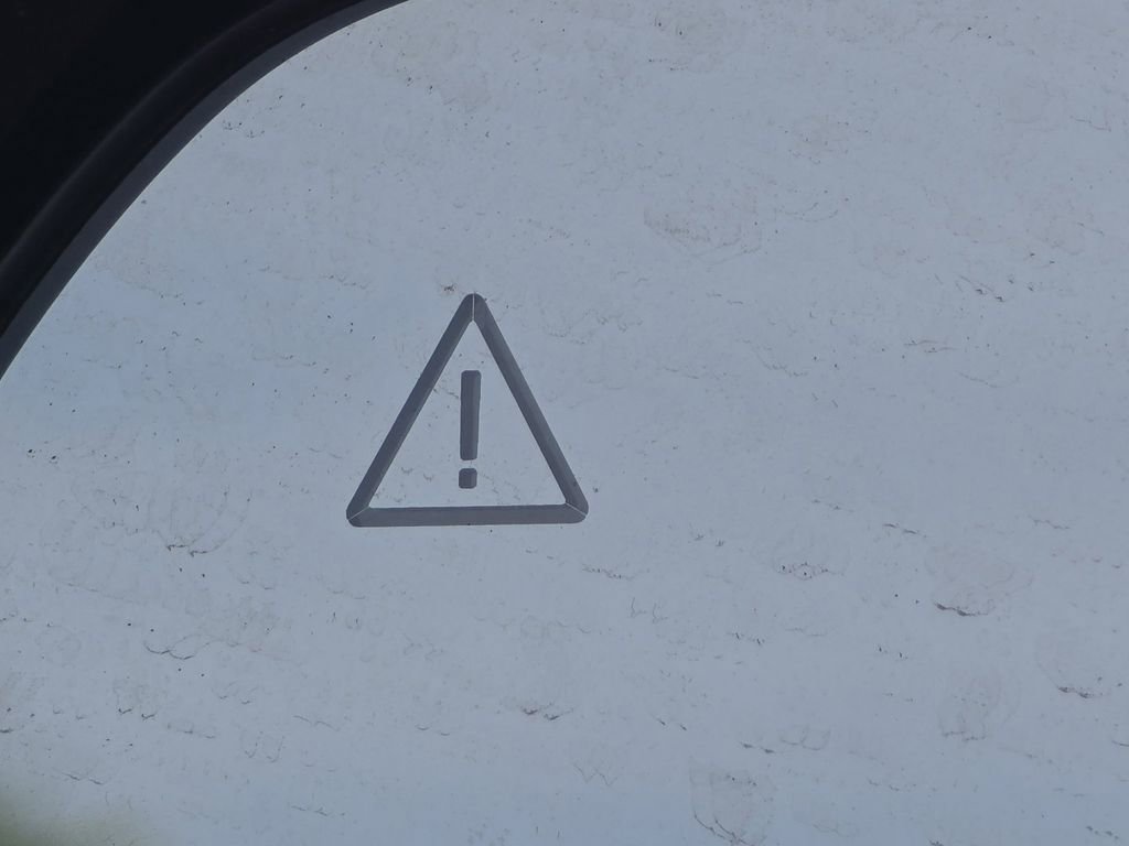 Used 2025 Kia Sorento EX w/ EX Panoramic Sunroof Package image 10