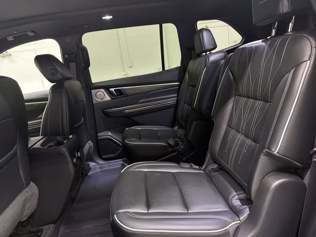 Certified 2025 Buick Enclave Avenir w/ Super Cruise Package image 18