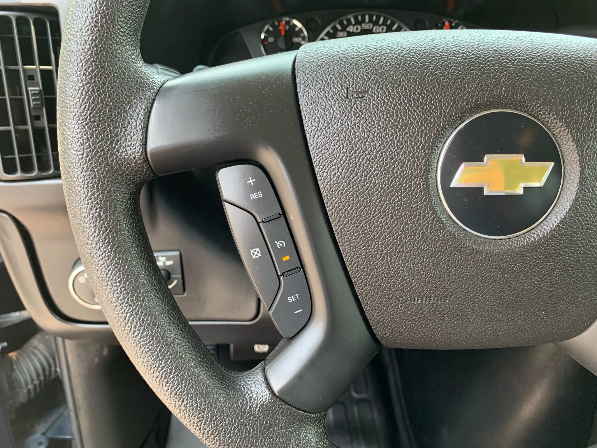 Used 2012 Chevrolet Express 3500 LS RWD image 13