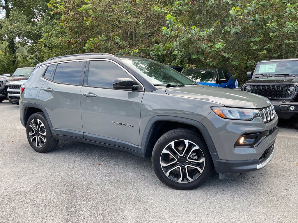 Used 2022 Jeep Compass Limited w/ Sun and Sound Group