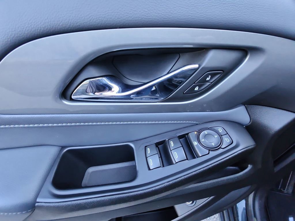 Certified 2021 Chevrolet Traverse LT image 27