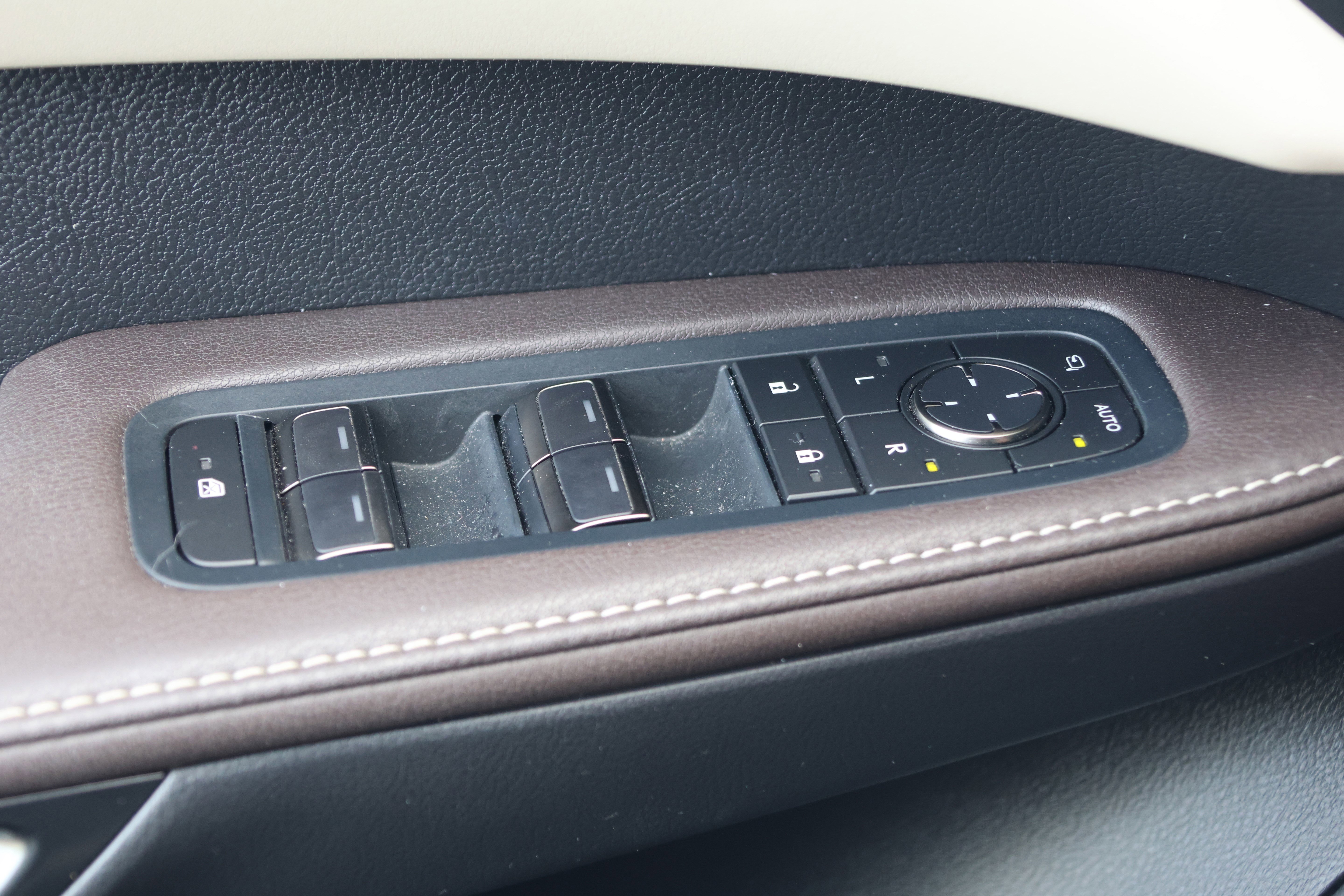 Certified 2023 Lexus RX 350 FWD w/ Cold Area Package image 14