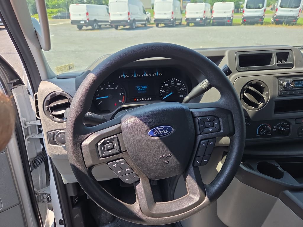New 2024 Ford E-450 and Econoline 450 Super Duty w/ Power Windows & Locks Group image 29