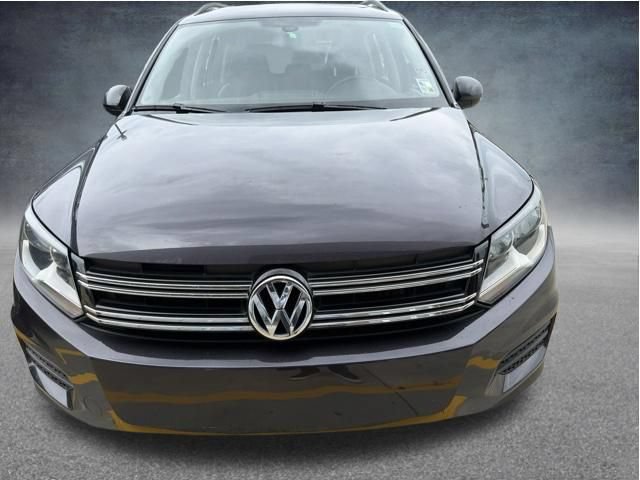 Used 2016 Volkswagen Tiguan S FWD image 3