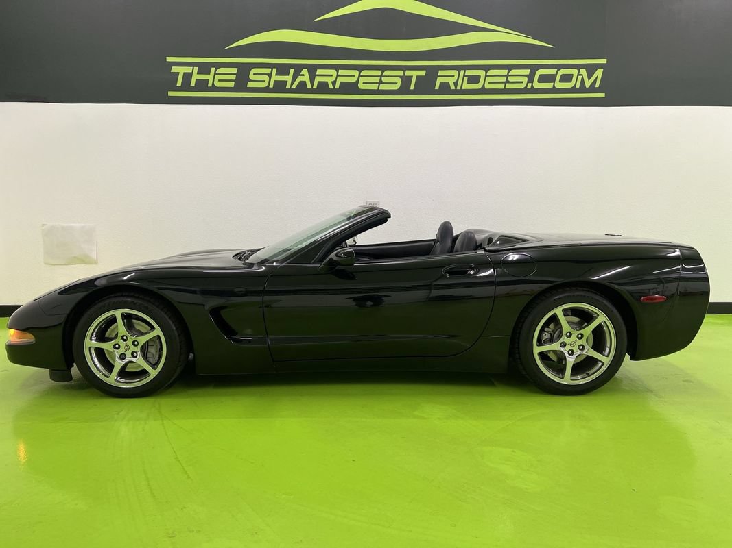 Used 1998 Chevrolet Corvette Convertible w/ Memory Pkg RWD image 7