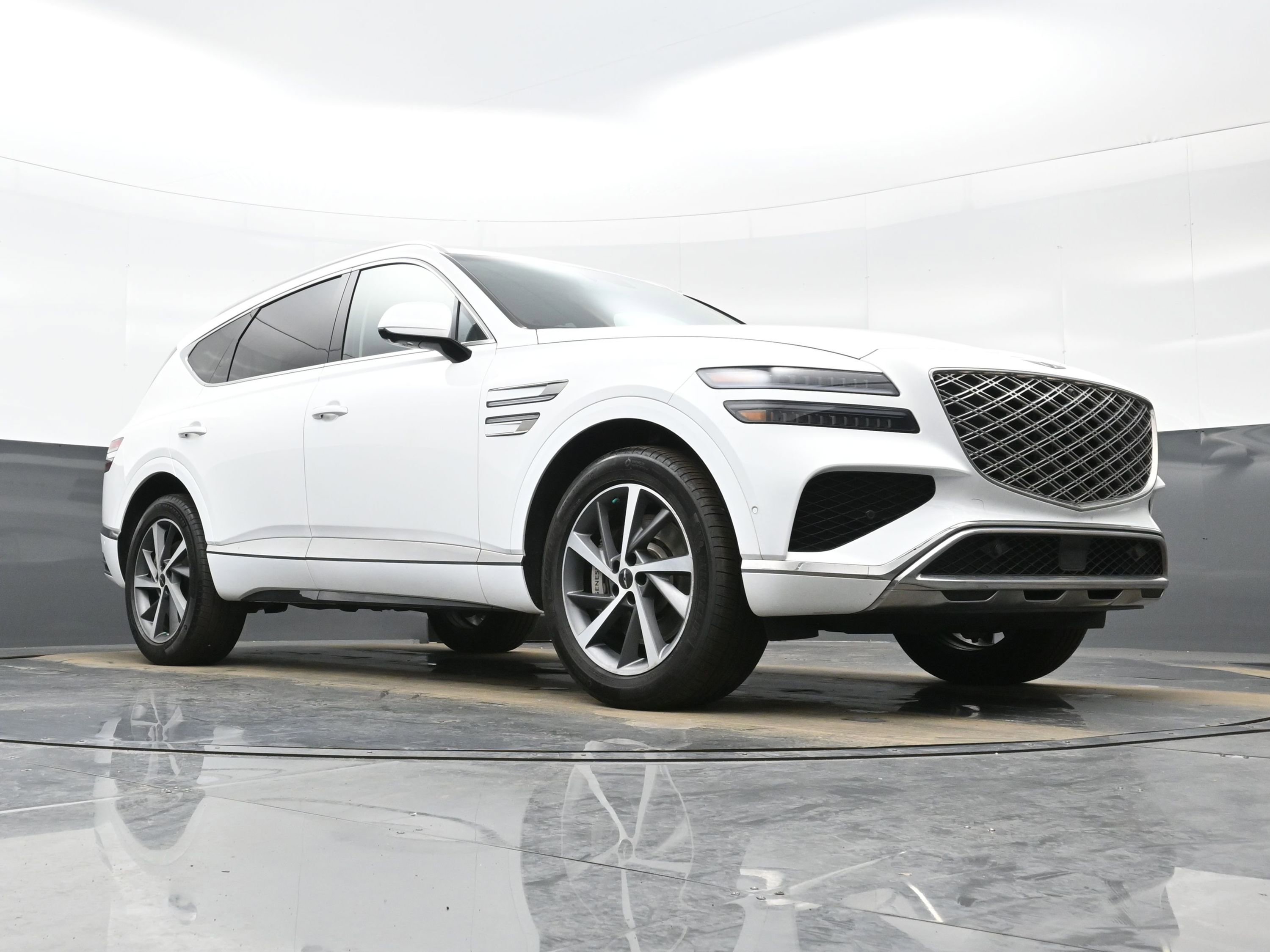 Certified 2025 Genesis GV80 2.5T Advanced image 28