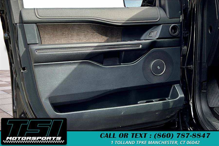 Used 2019 Ford Expedition Limited image 23