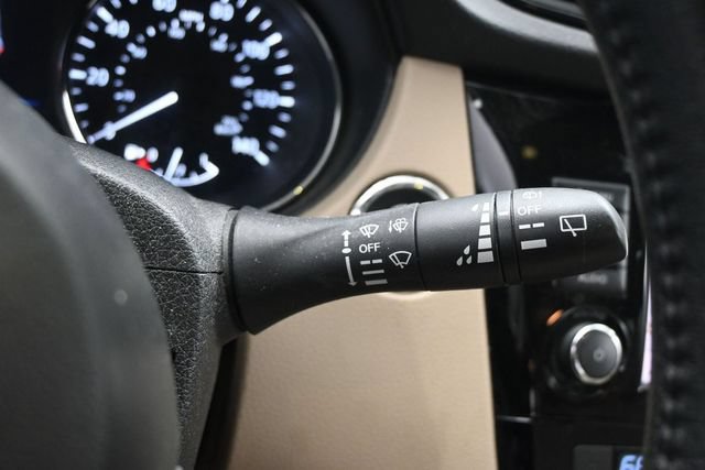 Used 2019 Nissan Rogue SL w/ Premium Package AWD/4WD image 31