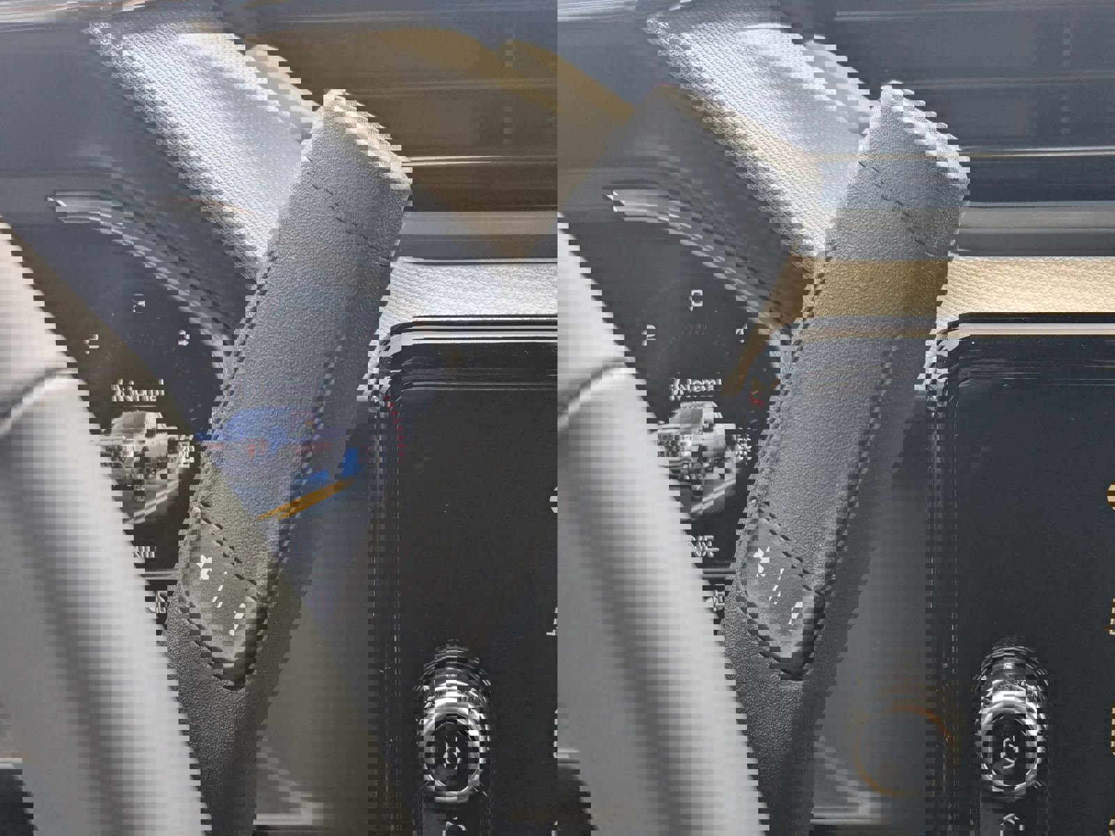 New 2025 GMC Sierra 2500 Denali w/ Denali Reserve Package image 16