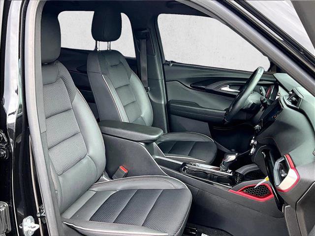 Certified 2023 Chevrolet TrailBlazer RS w/ Convenience Package image 8