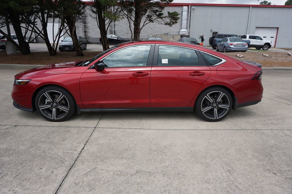 Used 2025 Honda Accord Sport image 18