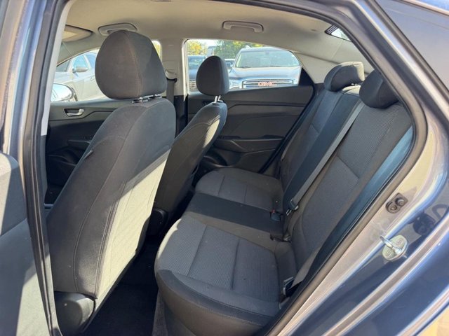 Used 2019 Hyundai Accent SEL FWD image 6