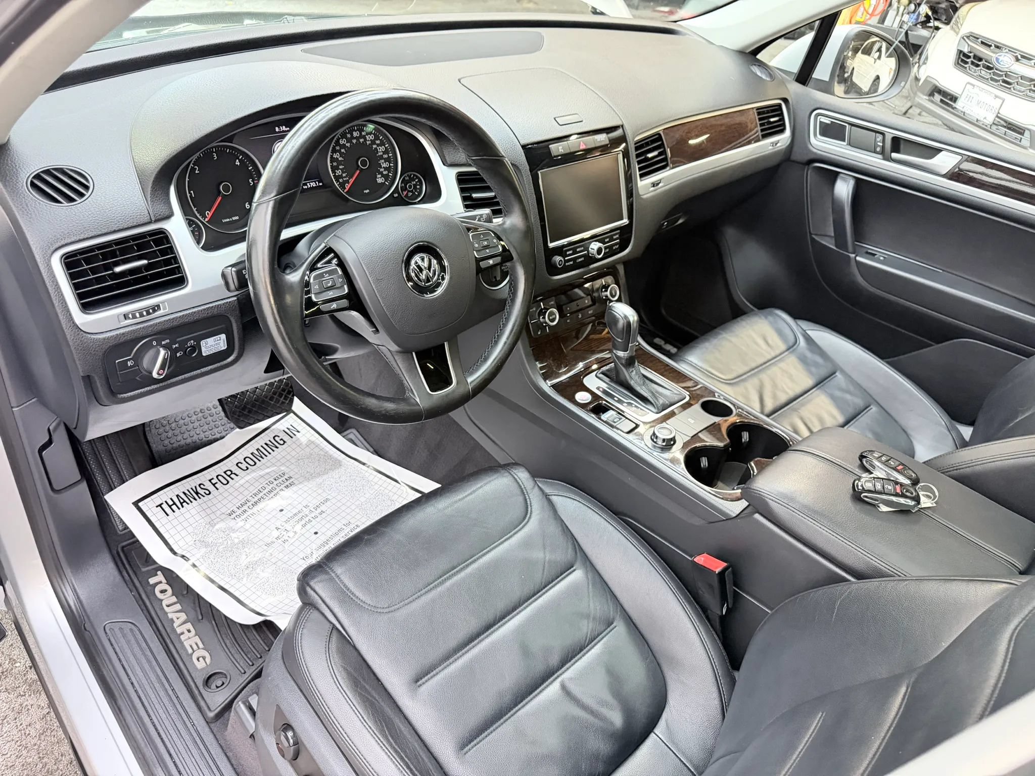 Used 2013 Volkswagen Touareg Executive AWD/4WD image 10