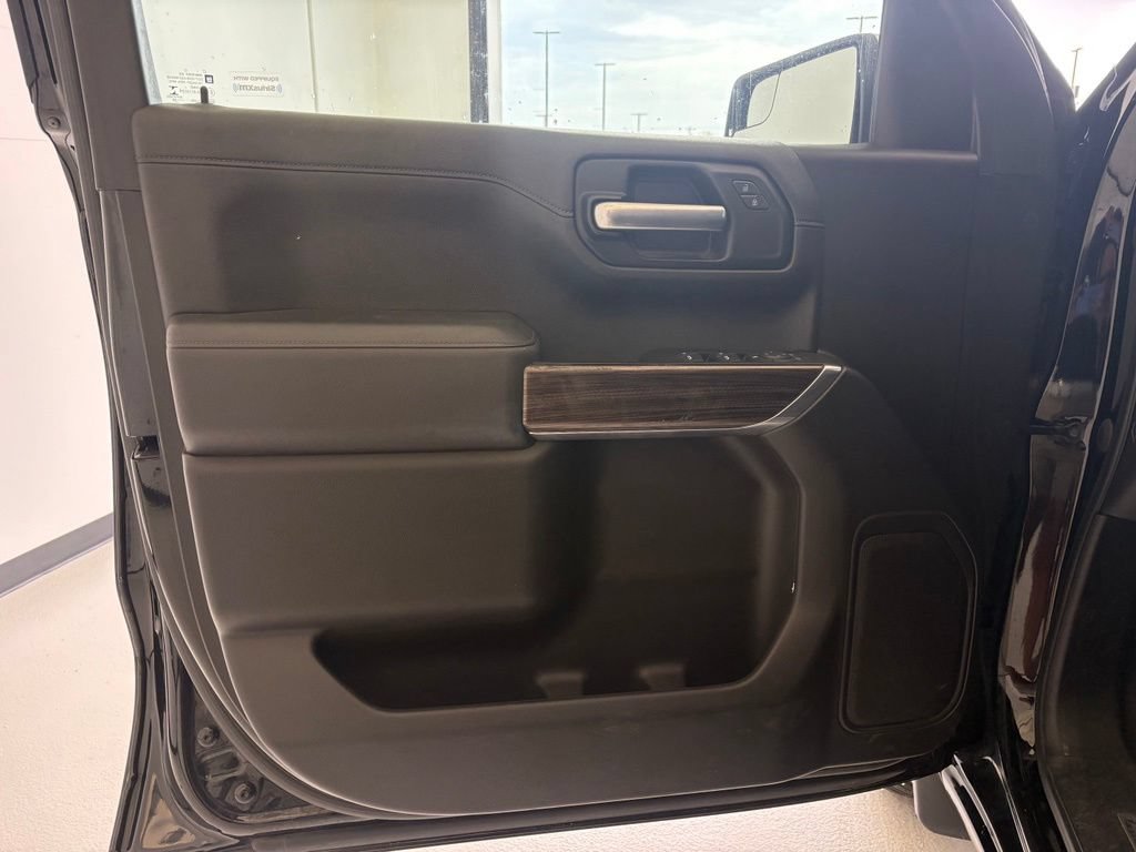 Used 2020 Chevrolet Silverado 1500 LT w/ Trailering Package AWD/4WD image 25